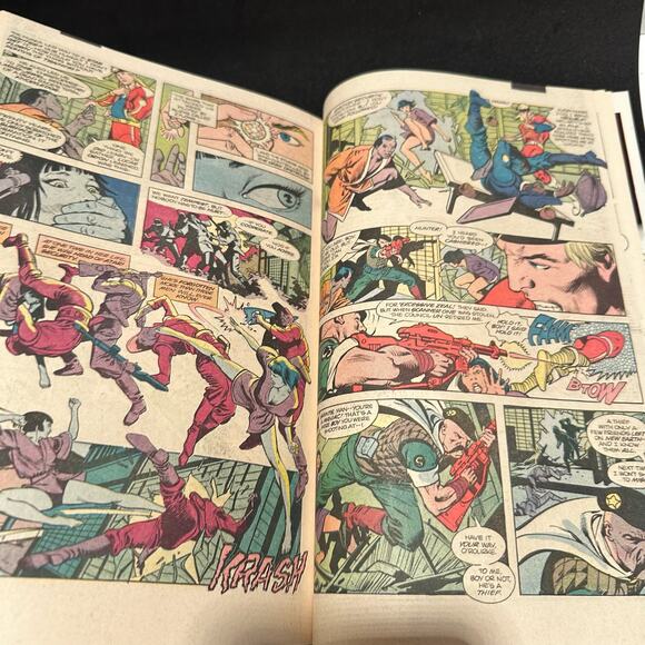 DC Comics ATARI FORCE 9 Shadows of the Past Comic Book Magazine - Picture 3 of 9